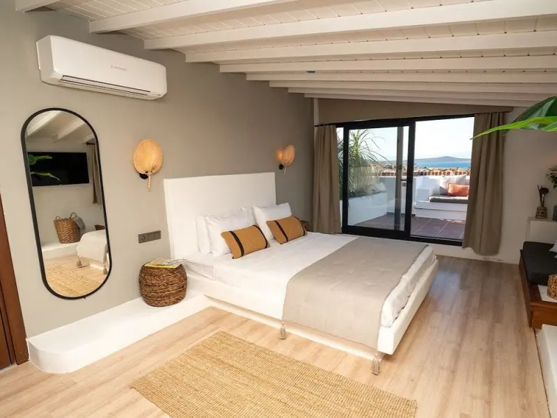Ajlan Oia Otel 12