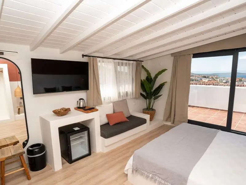 Ajlan Oia Otel 19