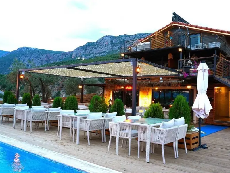 The Luxury Shelters 11