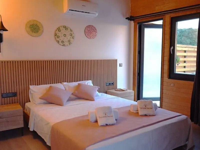 The Luxury Shelters 15
