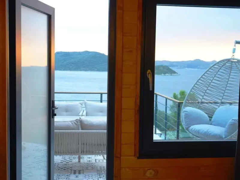 The Luxury Shelters 4