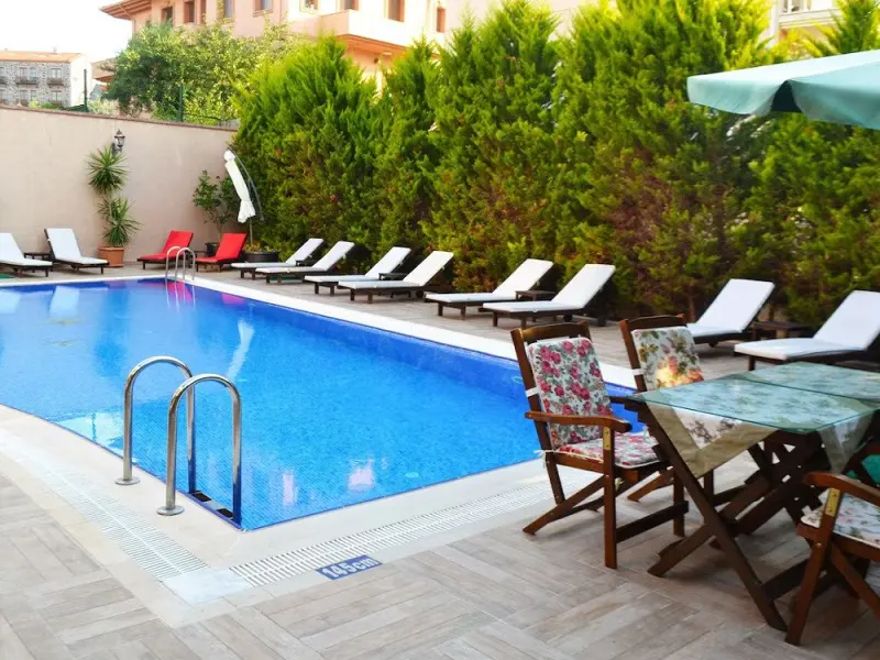 Cunda Giritlioglu Otel 1