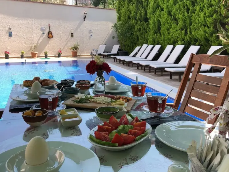 Cunda Giritlioglu Otel 4