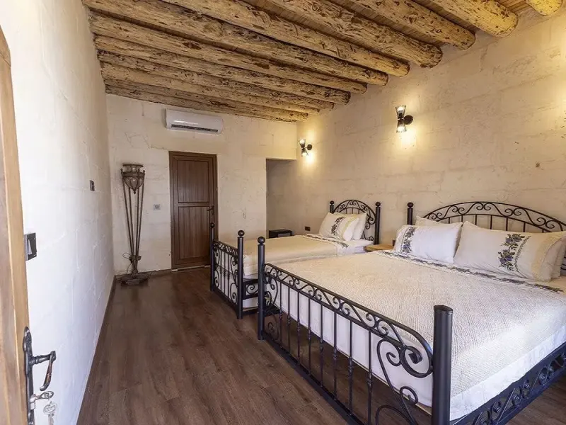Astarte Hotel 3