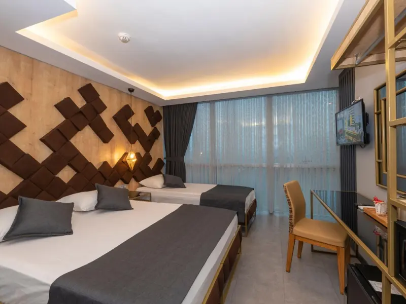 Fly And Stay Airport Hotel 3