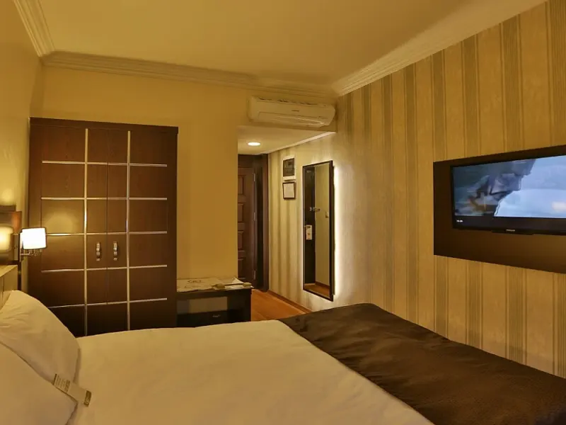 Garni Hotel 7