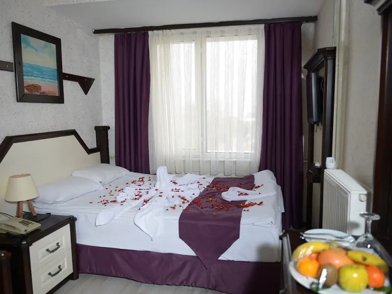 Küçük Veliç Hotel 11