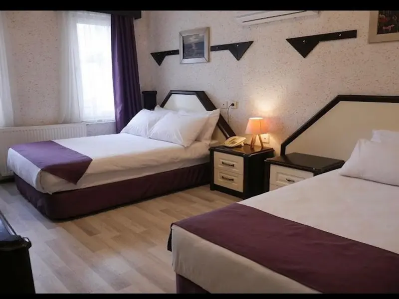 Küçük Veliç Hotel 16
