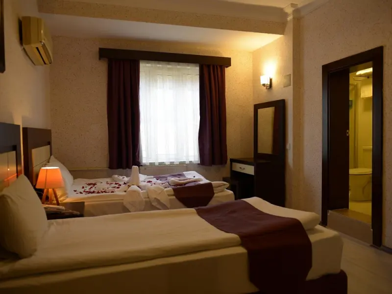 Küçük Veliç Hotel 22