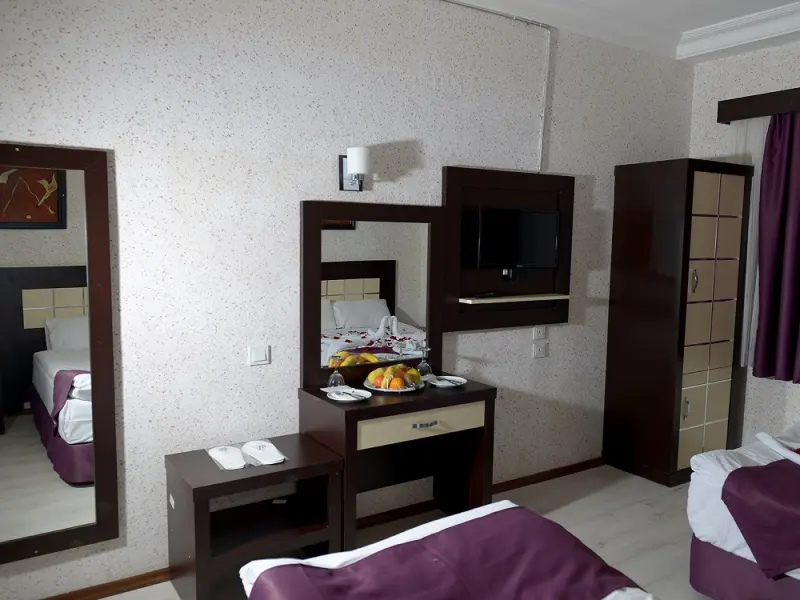 Küçük Veliç Hotel 7