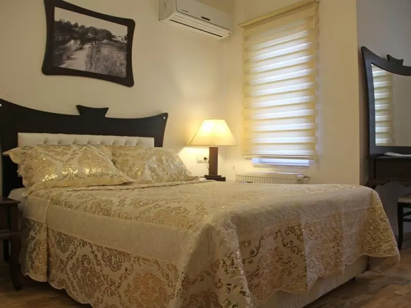Utku Bey Hotel 12