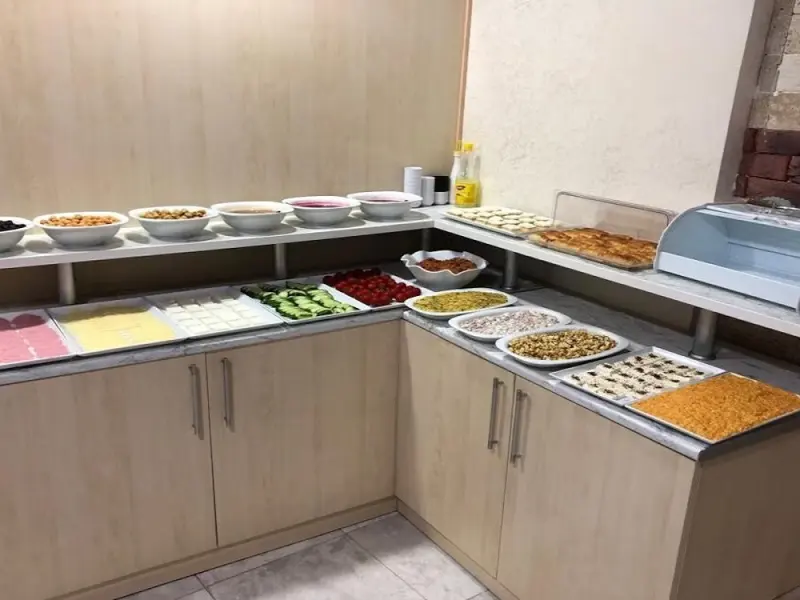 Atam Hotel & Suites 23