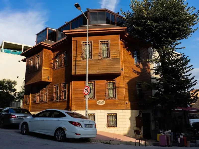 Atam Hotel & Suites 5