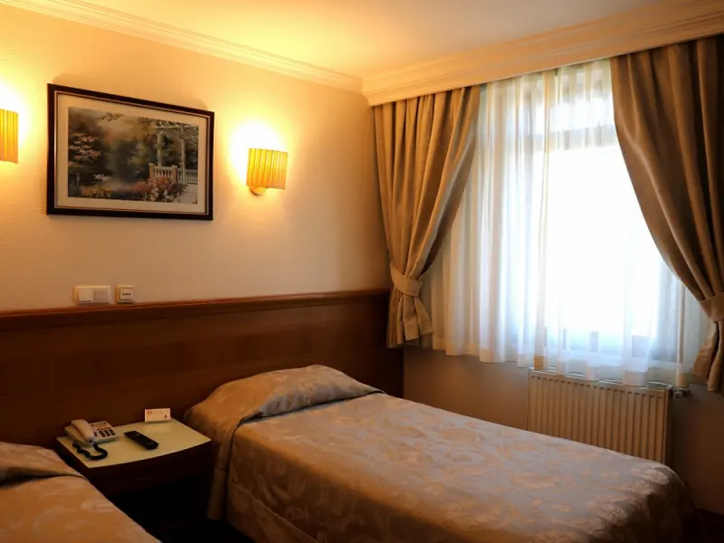 Yavuz Otel 13
