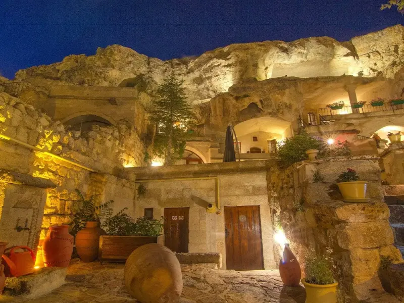 4 Oda Cave House 1