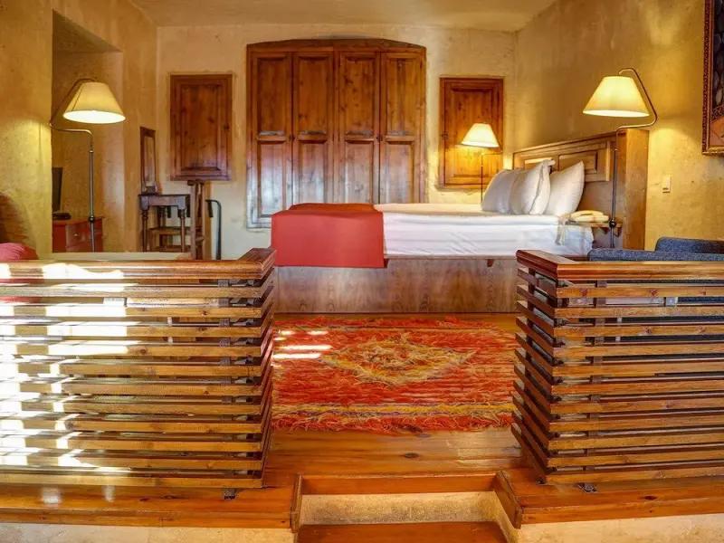 4 Oda Cave House 11