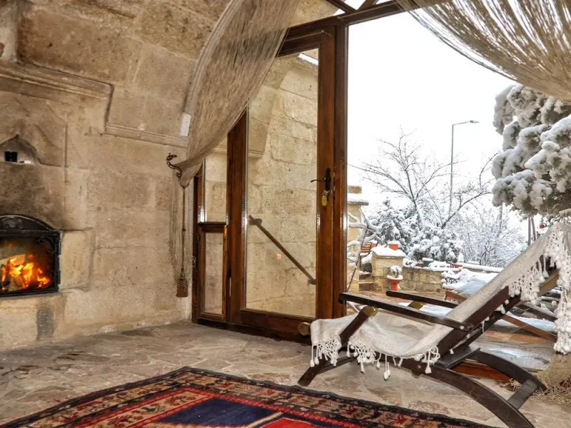 4 Oda Cave House 13