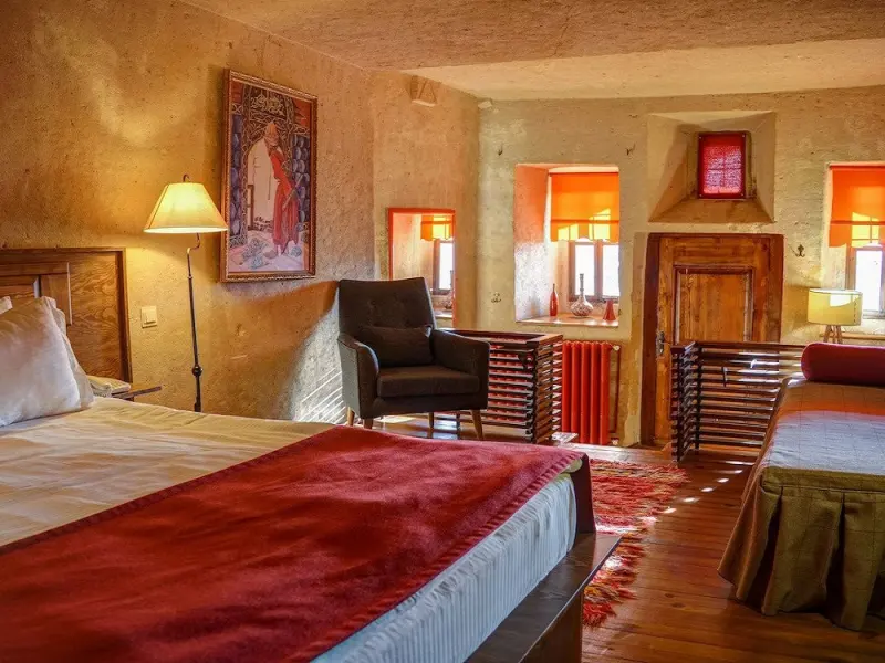 4 Oda Cave House 14