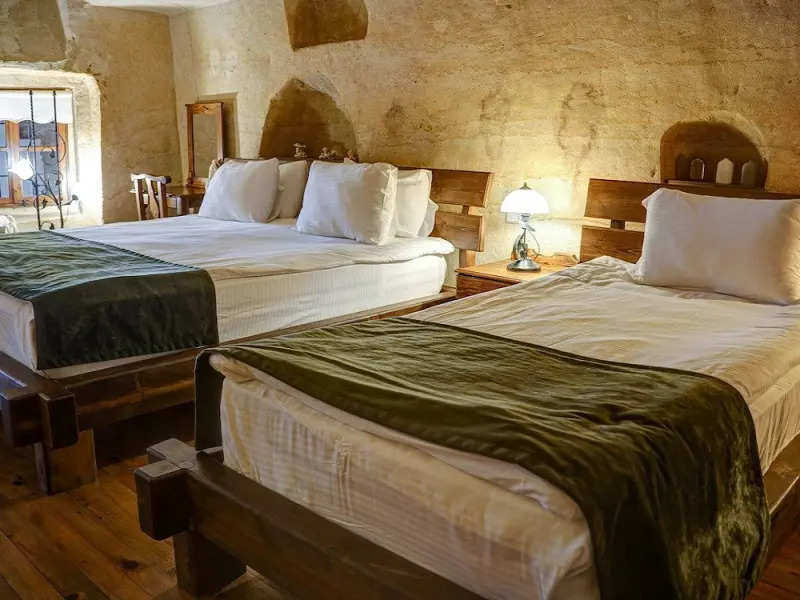 4 Oda Cave House 26