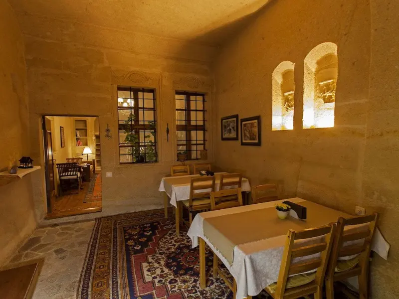 4 Oda Cave House 30