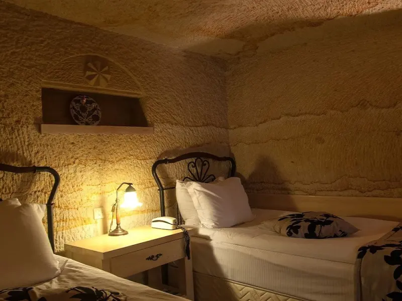 4 Oda Cave House 31