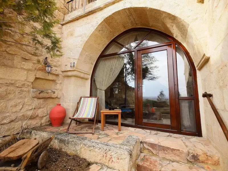 4 Oda Cave House 7