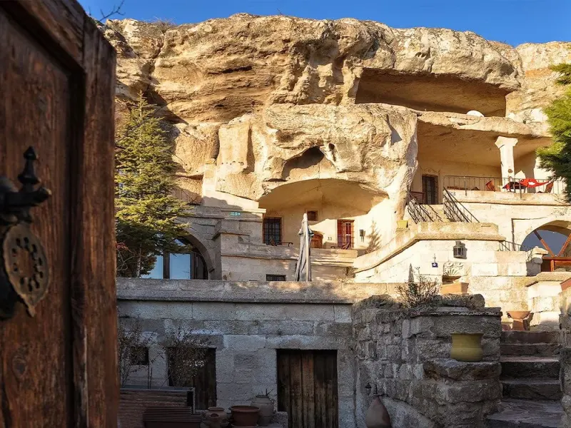 4 Oda Cave House 8