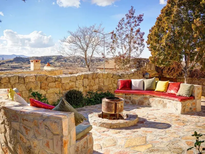 4 Oda Cave House 10