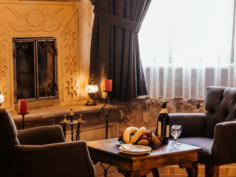 Bayar Cave Suites 13