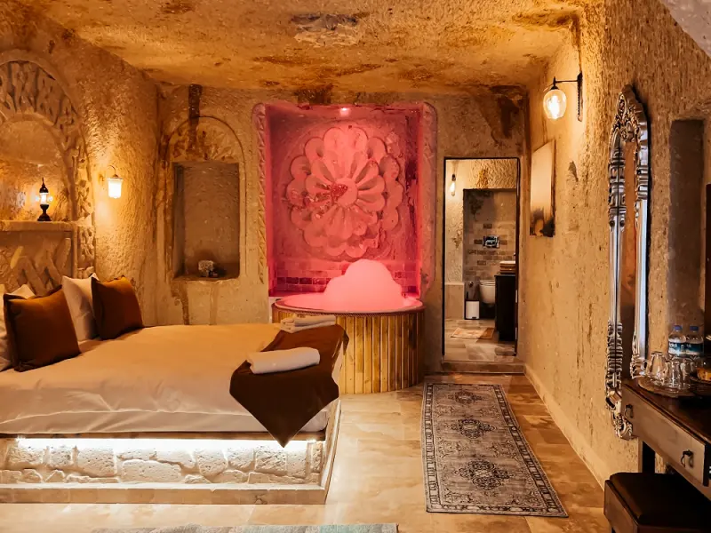 Bayar Cave Suites 36