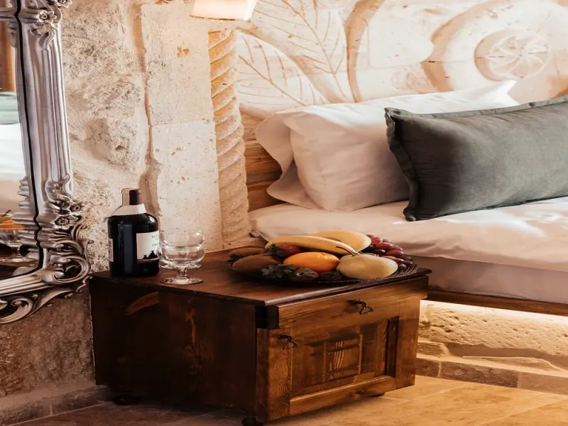 Bayar Cave Suites 38