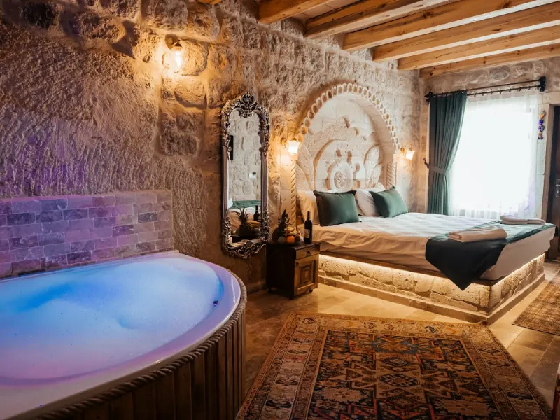 Bayar Cave Suites 40