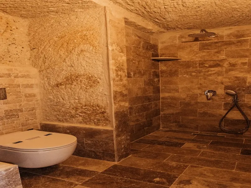 Bayar Cave Suites 42