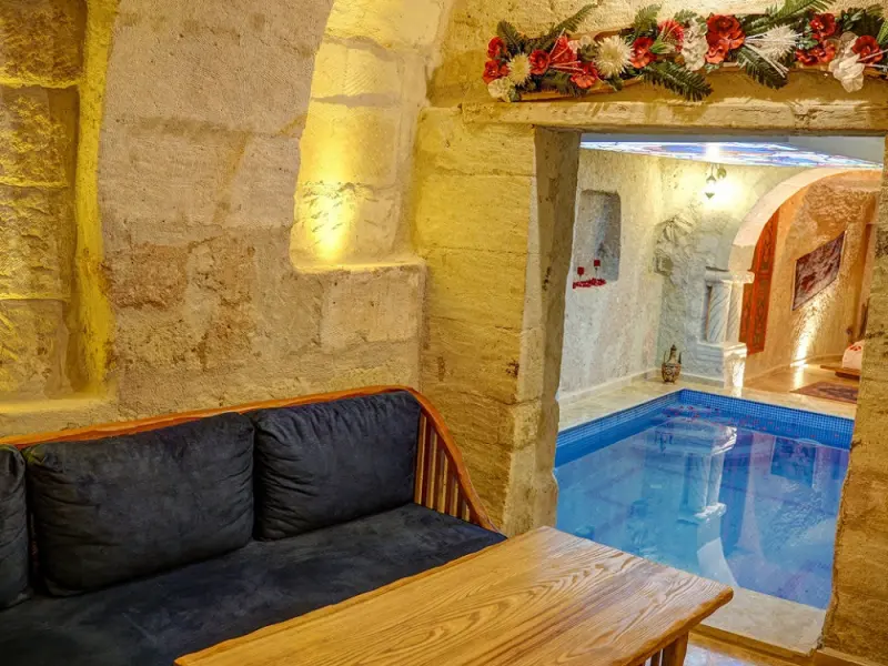 Calypso Cave Suites 12