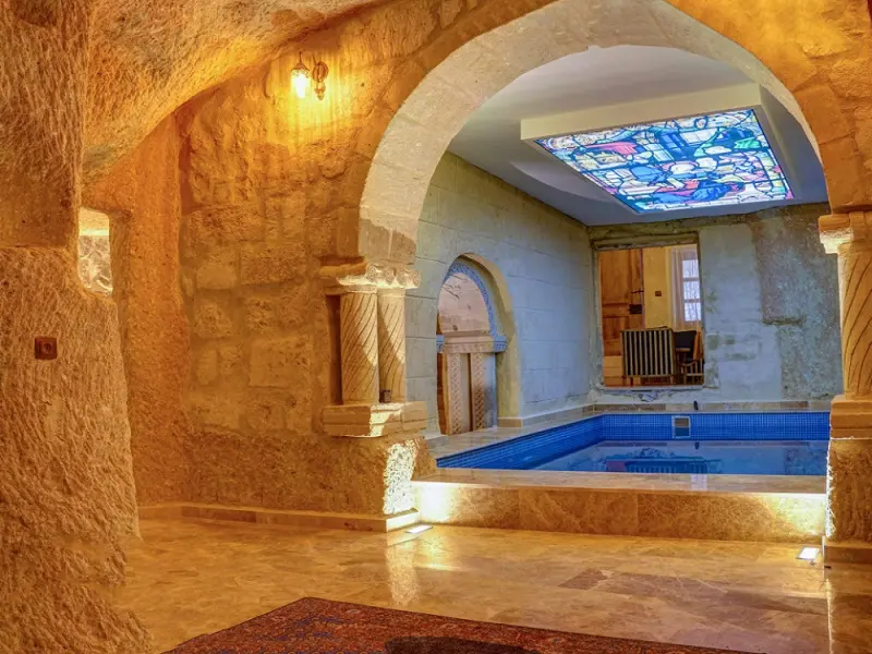 Calypso Cave Suites 16