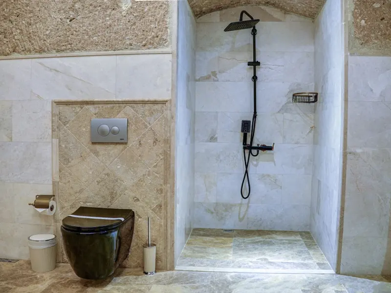 Calypso Cave Suites 24