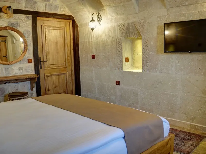 Calypso Cave Suites 30