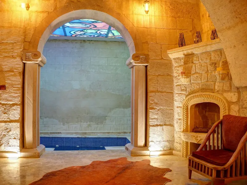Calypso Cave Suites 8