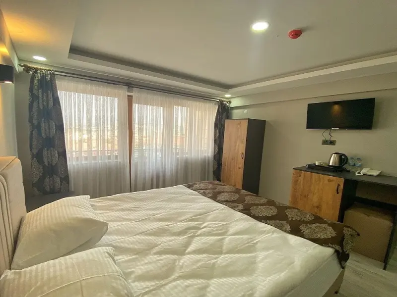 Whitestone Otel 6