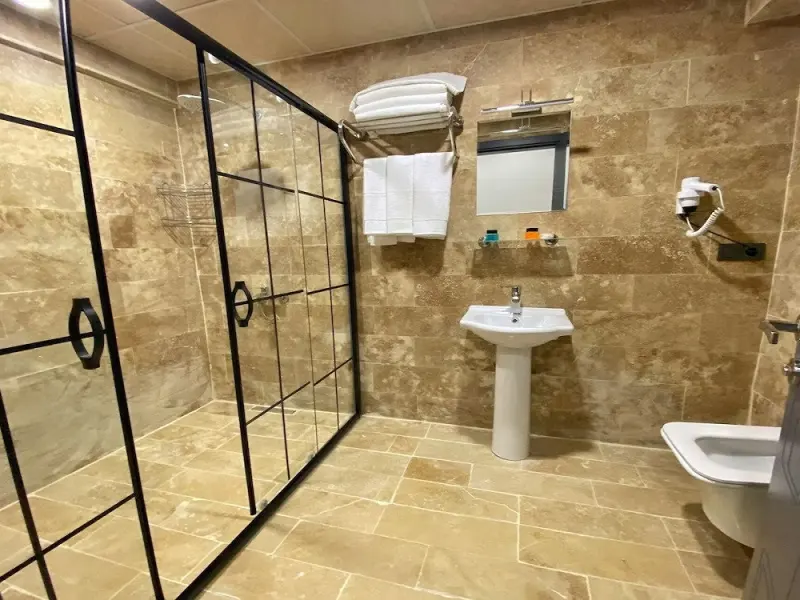 Whitestone Otel 7