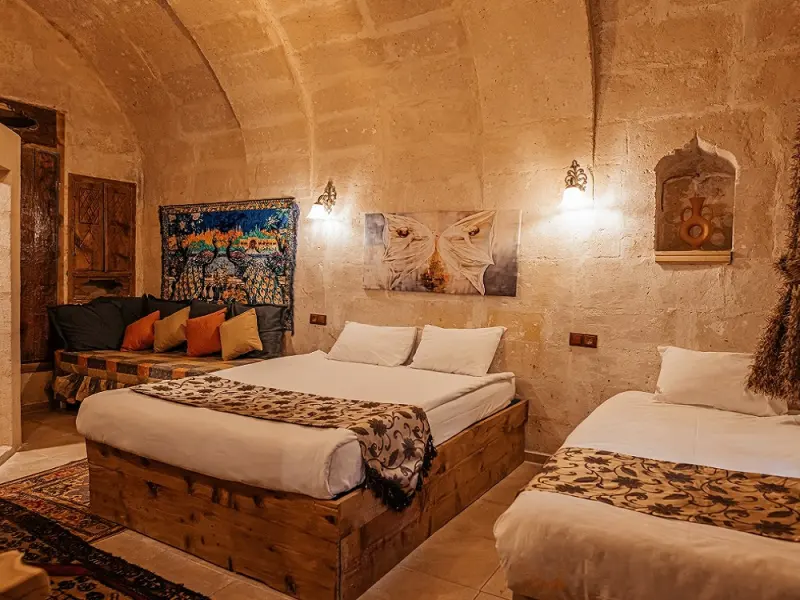 Larissa Cave Hotel 1