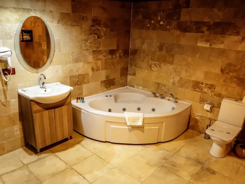 Larissa Cave Hotel 21