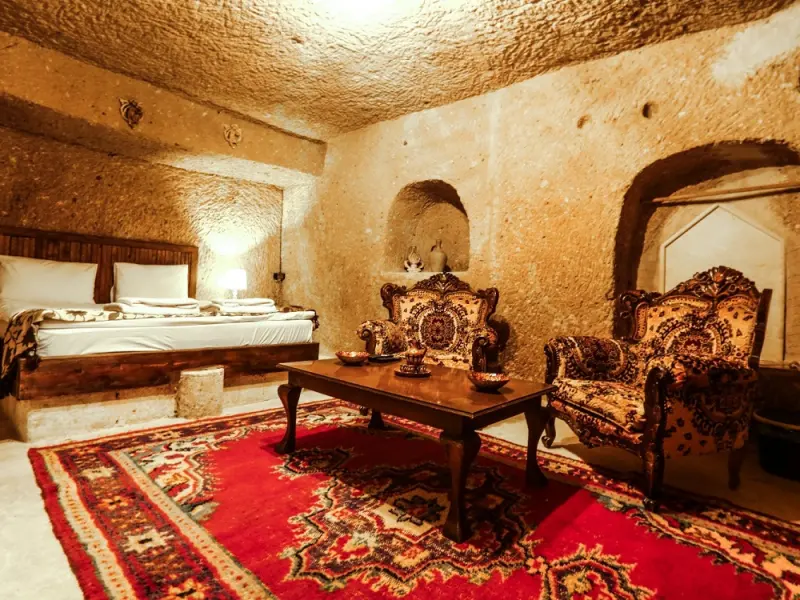 Larissa Cave Hotel 5