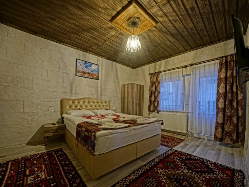 Epoch Stone House 16