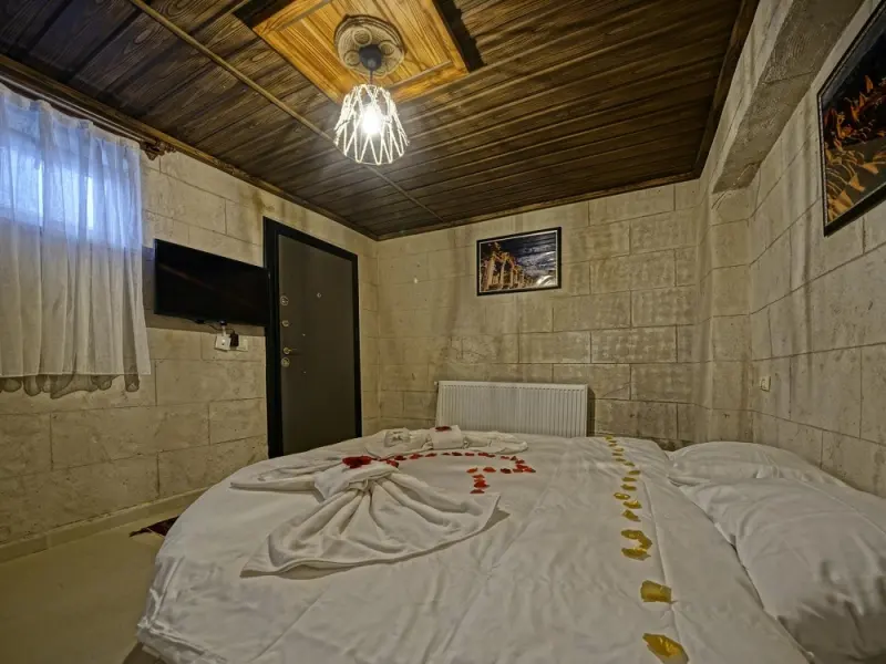 Epoch Stone House 19