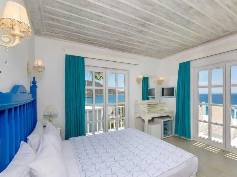 Otel Mavi Beyaz 3