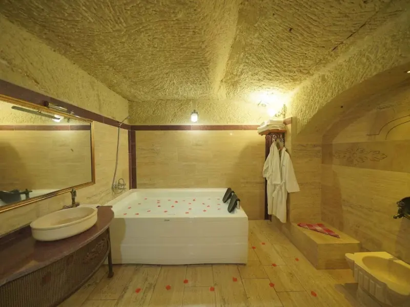 Fosil Cave Hotel 12