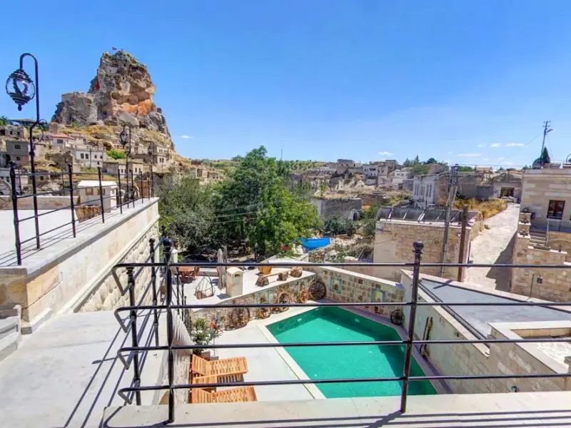 Capp Royal Cave Hotel 15