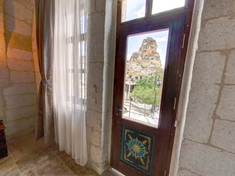 Capp Royal Cave Hotel 18