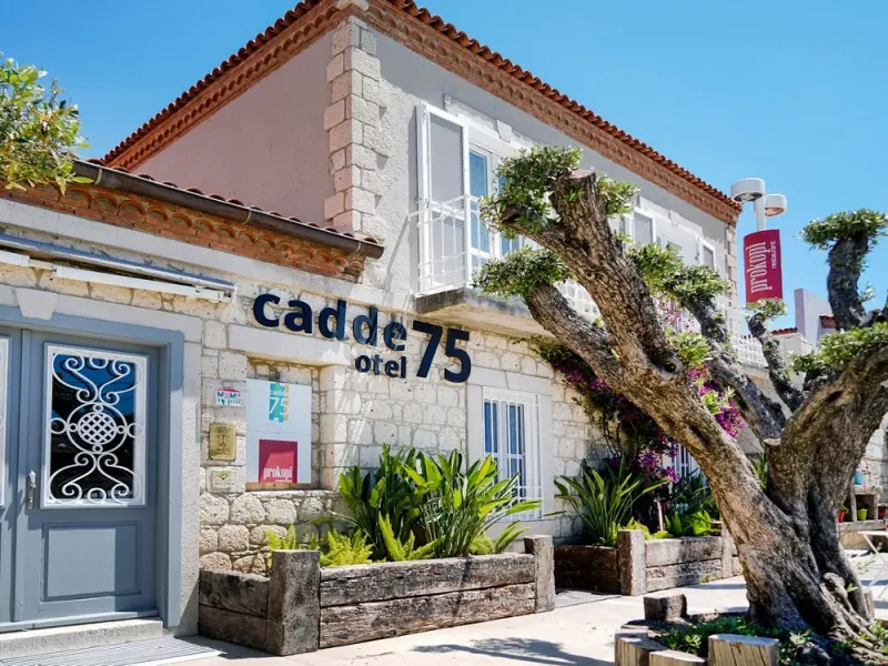 Cadde 75 Otel 18